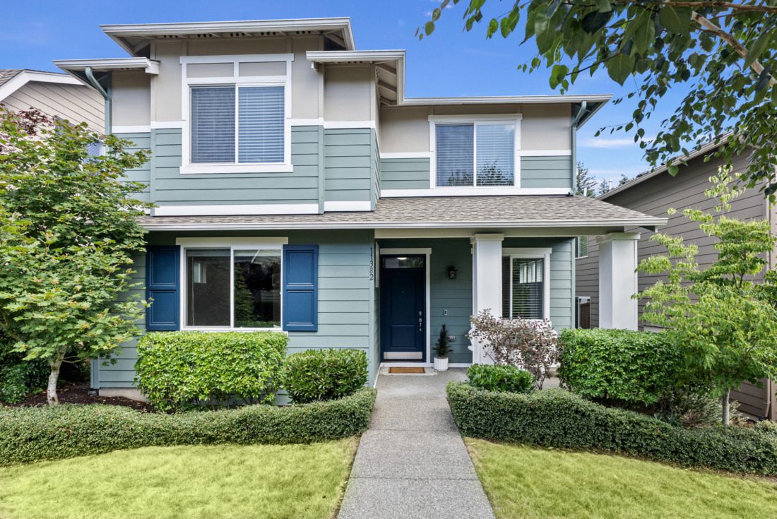 Just Listed by Dwell Home Team in Harbor Hill